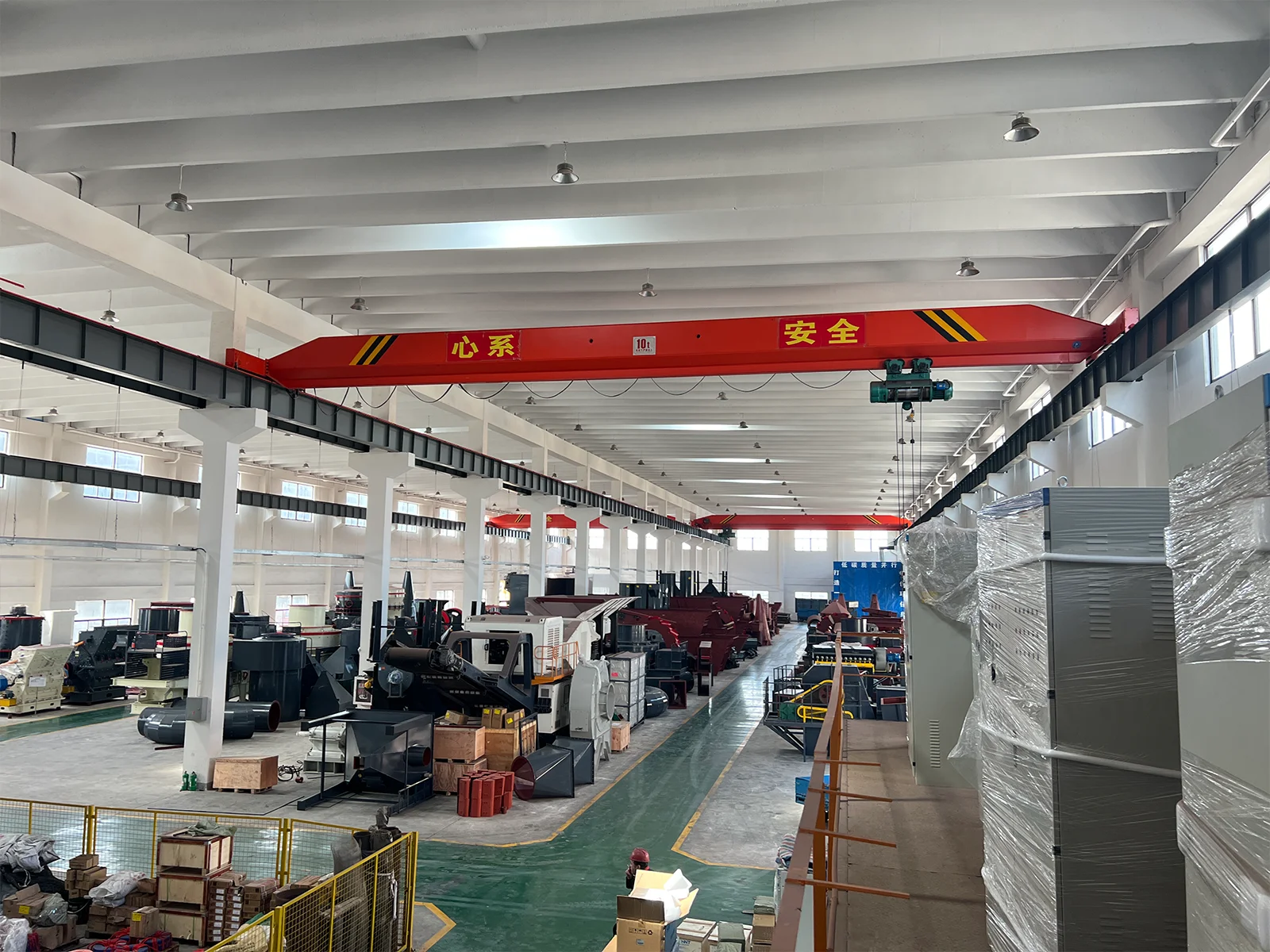 一级破碎设备选:一级破碎可以用什么破碎机? 1 一级破碎设备选